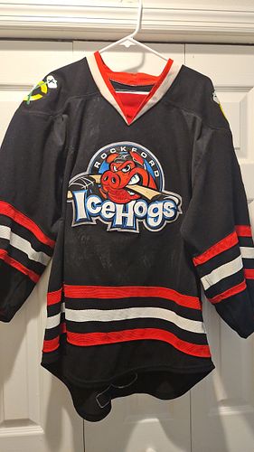 Lot #23 (1 of 8)