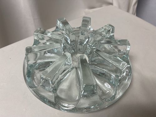 Lot #401 (1 of 6)