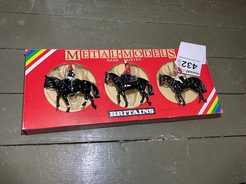 Lot #432 (1 of 5)