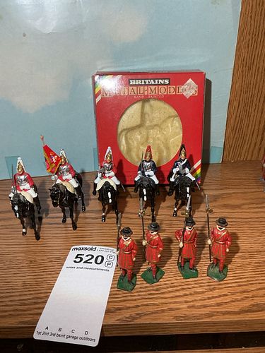 Lot #520 (1 of 9)