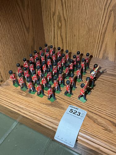 Lot #523 (1 of 9)