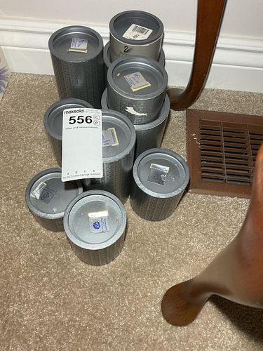 Lot #556 (1 of 11)