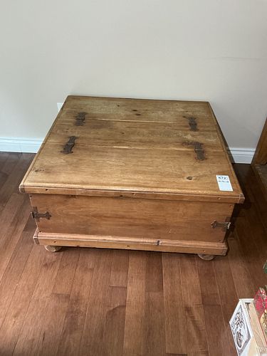 Lot #672 (1 of 6)