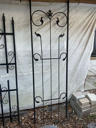 Lot #225 (1 of 4)
