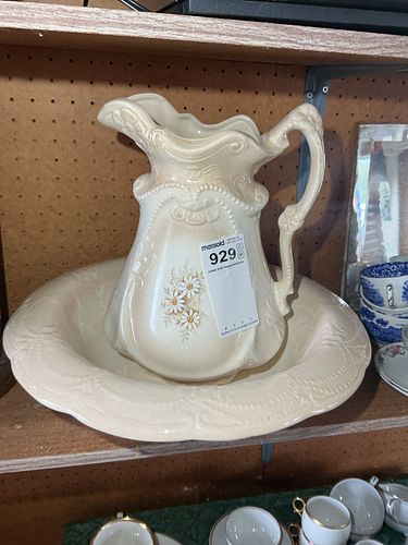 Lot #929 (1 of 4)
