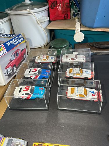 Lot #267 (1 of 9)