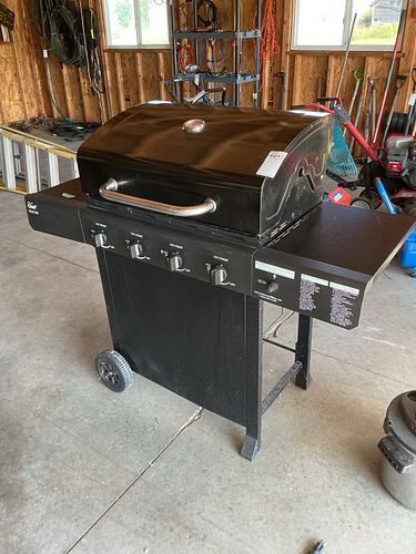 Lot #601 (1 of 8)
