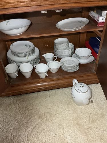 Lot #734 (1 of 11)