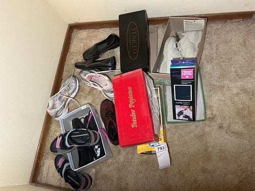 Lot #793 (1 of 18)