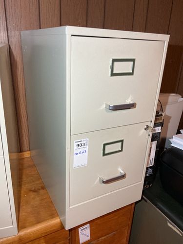 Lot #903 (1 of 4)
