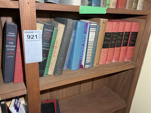 Lot #921 (1 of 5)