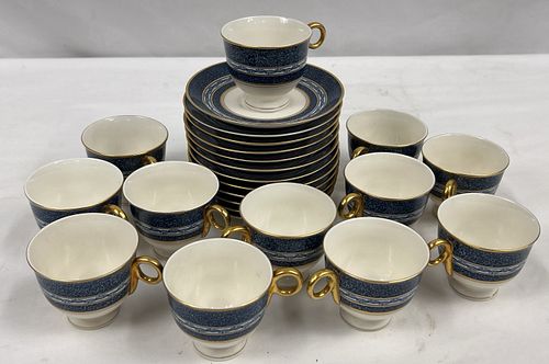 Lot #318 (1 of 4)