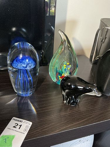 Lot #21 (1 of 4)
