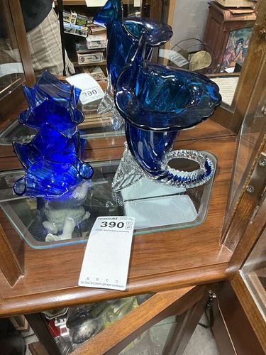 Lot #390 (1 of 8)
