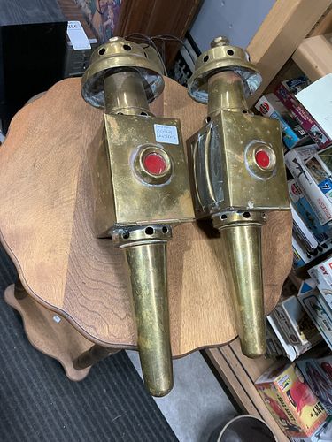 Lot #399 (1 of 12)