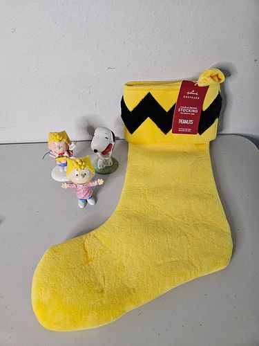 Lot #52 (1 of 6)