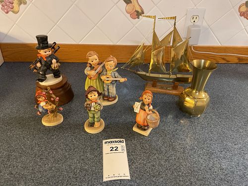 Lot #22 (1 of 9)
