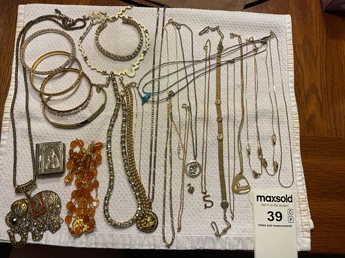Lot #39 (1 of 7)