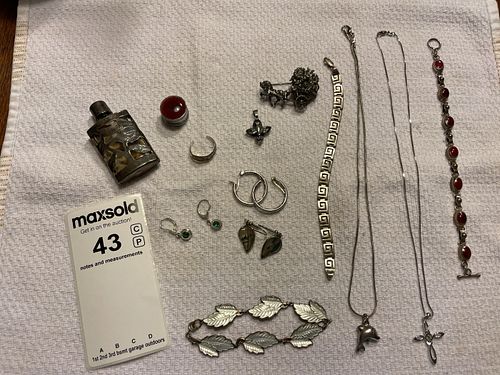 Lot #43 (1 of 9)