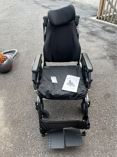 Lot #52 (1 of 6)