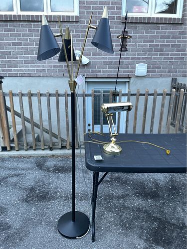 Lot #150 (1 of 4)
