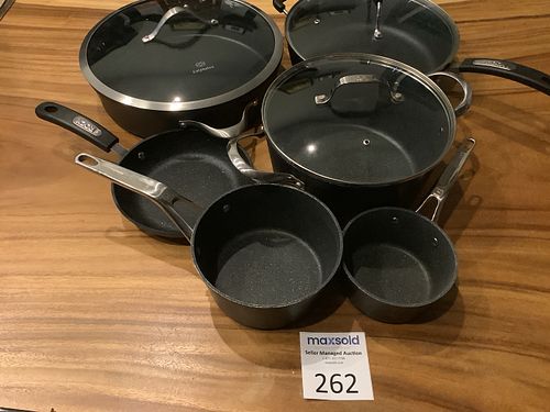 Lot #262 (1 of 8)