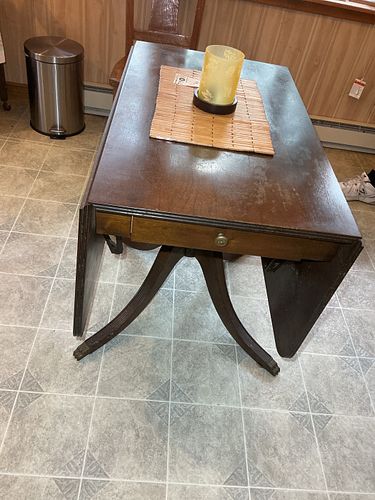 Lot #710 (1 of 8)