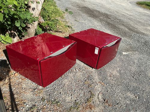 Lot #832 (1 of 7)