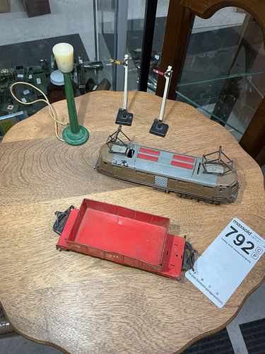 Lot #792 (1 of 15)