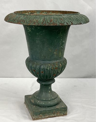 Lot #562 (1 of 4)