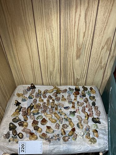 Lot #220 (1 of 13)