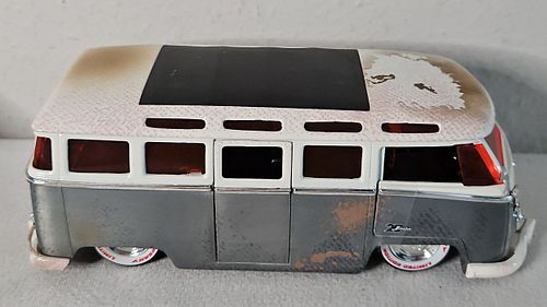 Lot #46 (1 of 5)