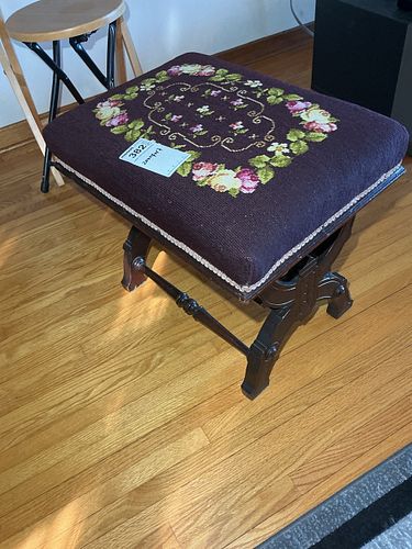 Lot #382 (1 of 4)