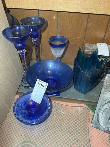 Lot #535 (1 of 6)
