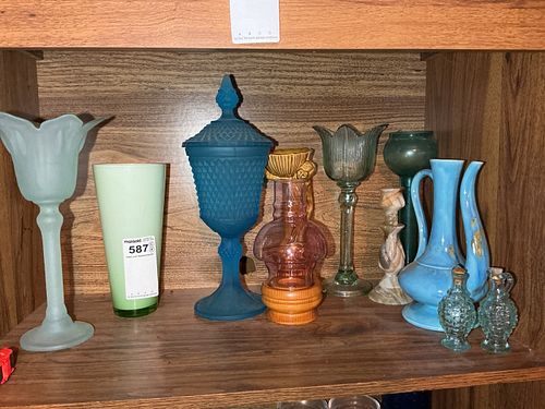 Lot #587 (1 of 10)