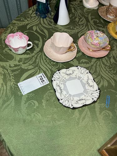 Lot #705 (1 of 10)