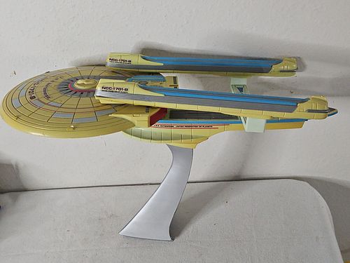 Lot #70 (1 of 7)