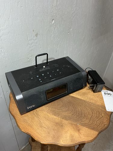 Lot #890 (1 of 4)