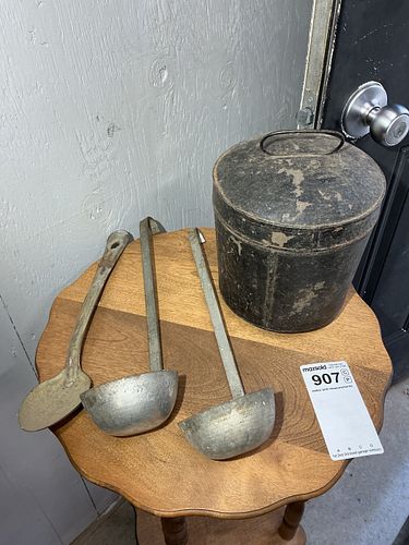 Lot #907 (1 of 9)
