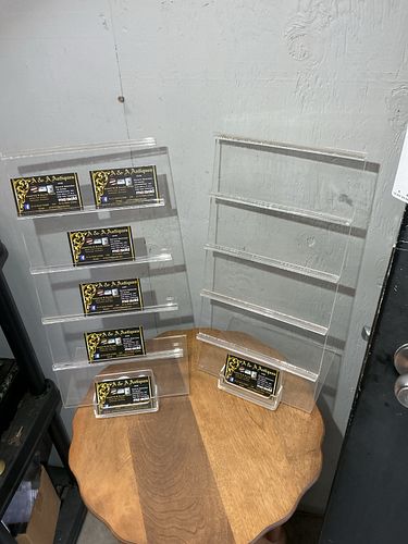 Lot #909 (1 of 5)