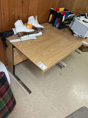 Lot #512 (1 of 4)