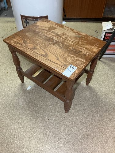 Lot #523 (1 of 4)