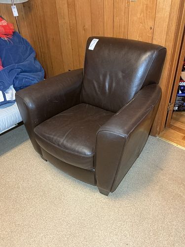Lot #533 (1 of 7)