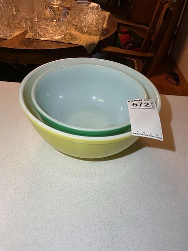 Lot #572 (1 of 8)