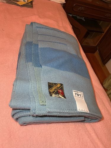 Lot #701 (1 of 5)