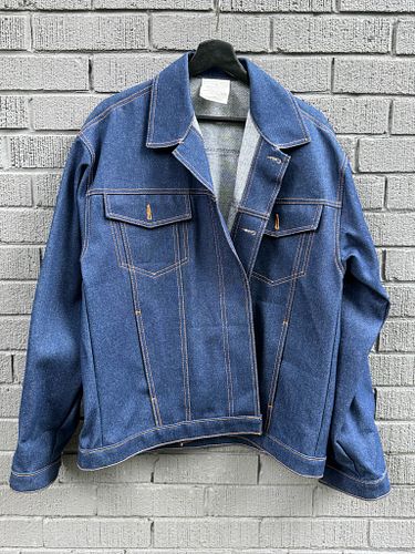 Lot #101 (1 of 10)