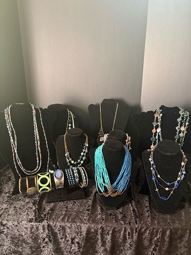Lot #152 (1 of 16)