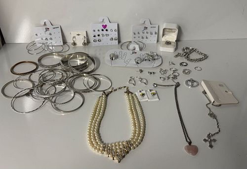 Lot #20 (1 of 12)