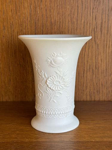 Lot #221 (1 of 6)