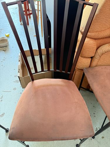 Lot #253 (1 of 3)